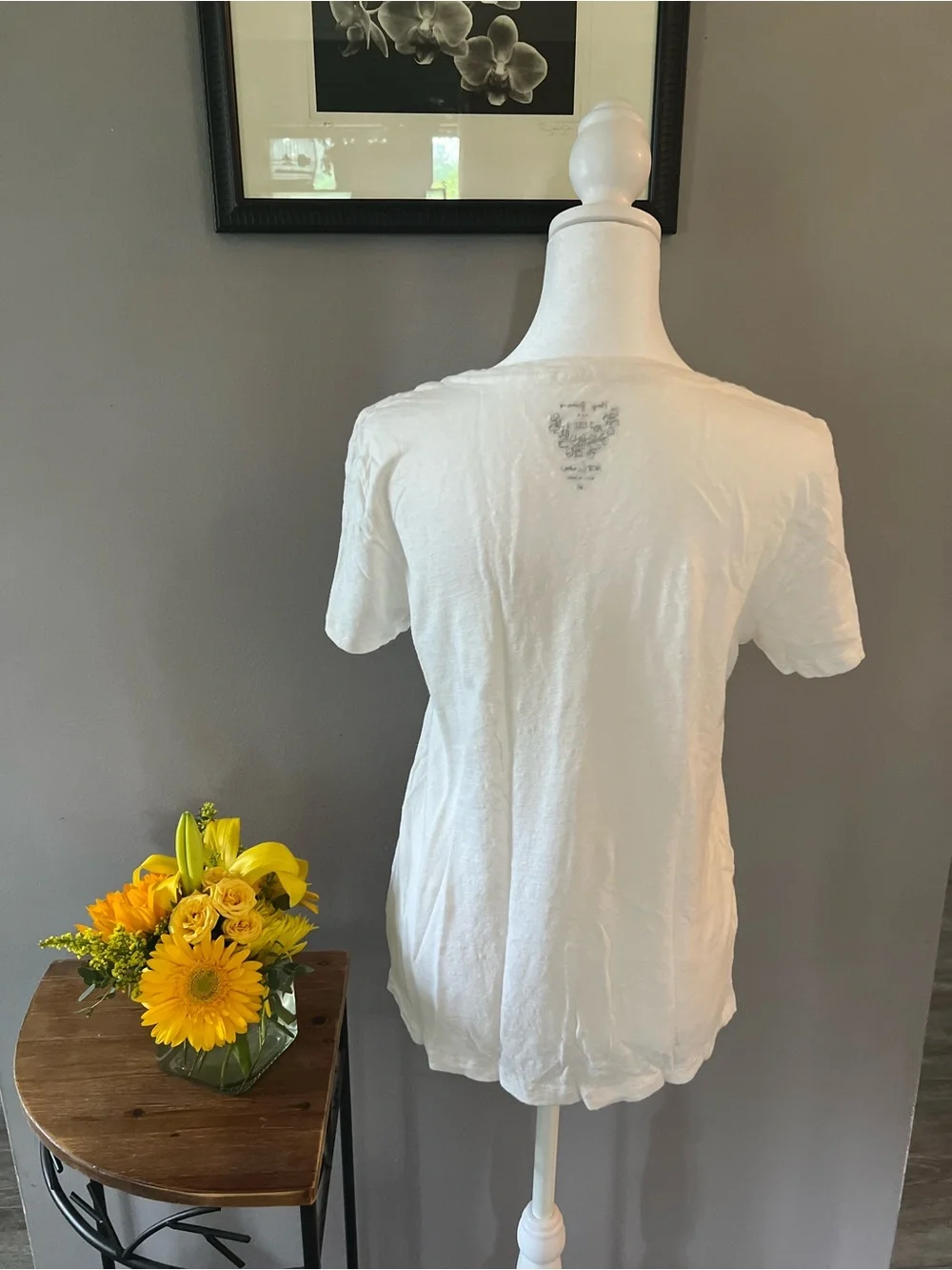 J. Crew White Short-Sleeve 100% Linen Tee with Black Dog Outline